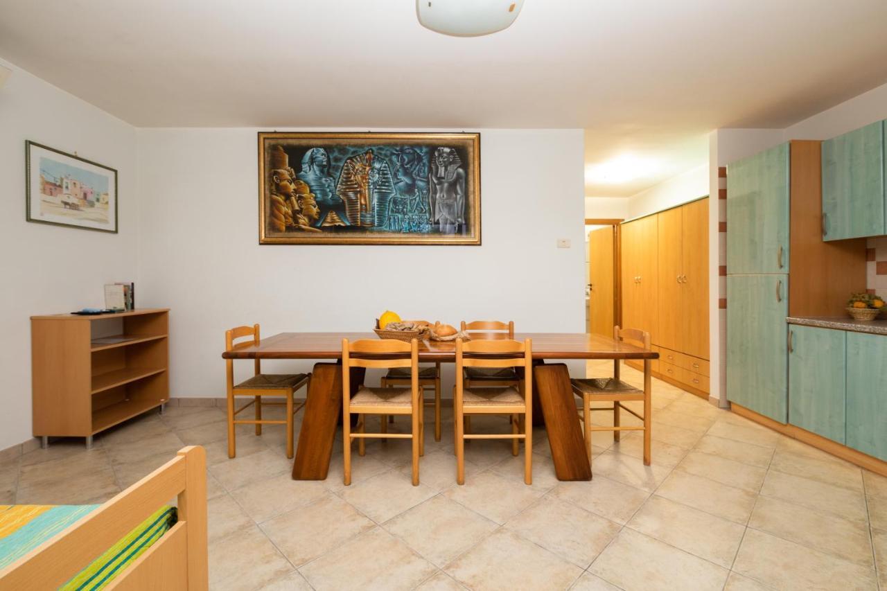Residence Villantica В'єсте Екстер'єр фото